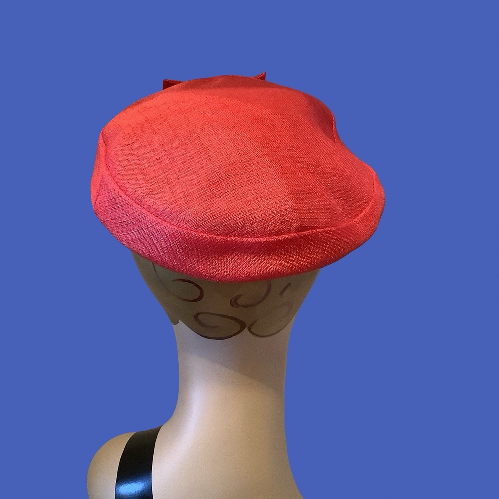 Vintage 1950's Womens Red Straw Beret Hat with Bow Accent Spring Summer Party - Picture 3 of 6